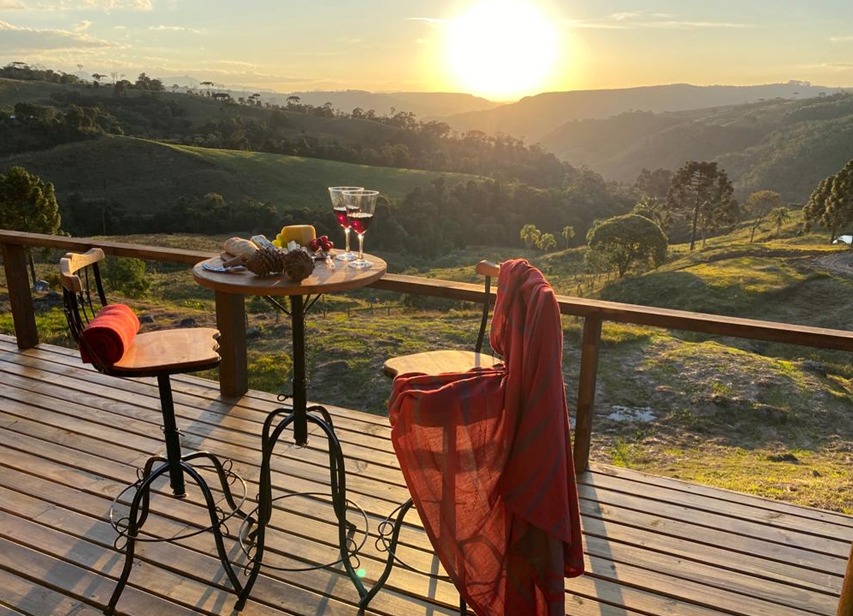 Chalés Temáticos da Serra Catarinense atraem turistas no Outono