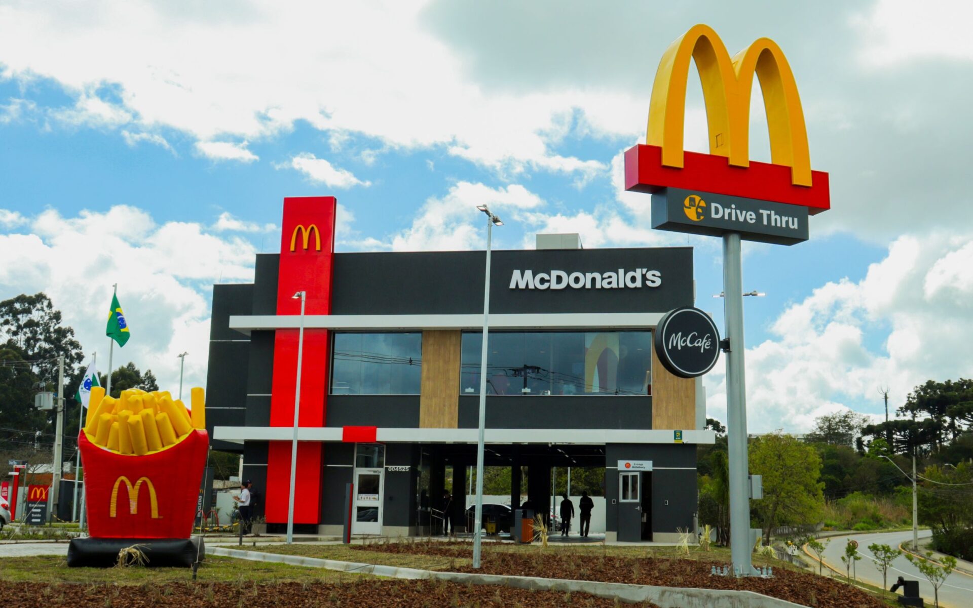 McDonald’s inaugura restaurante na Linha Verde Norte – Where Curitiba